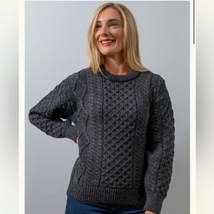 Aran Wool Sweater - Cable Knit Crew Neck